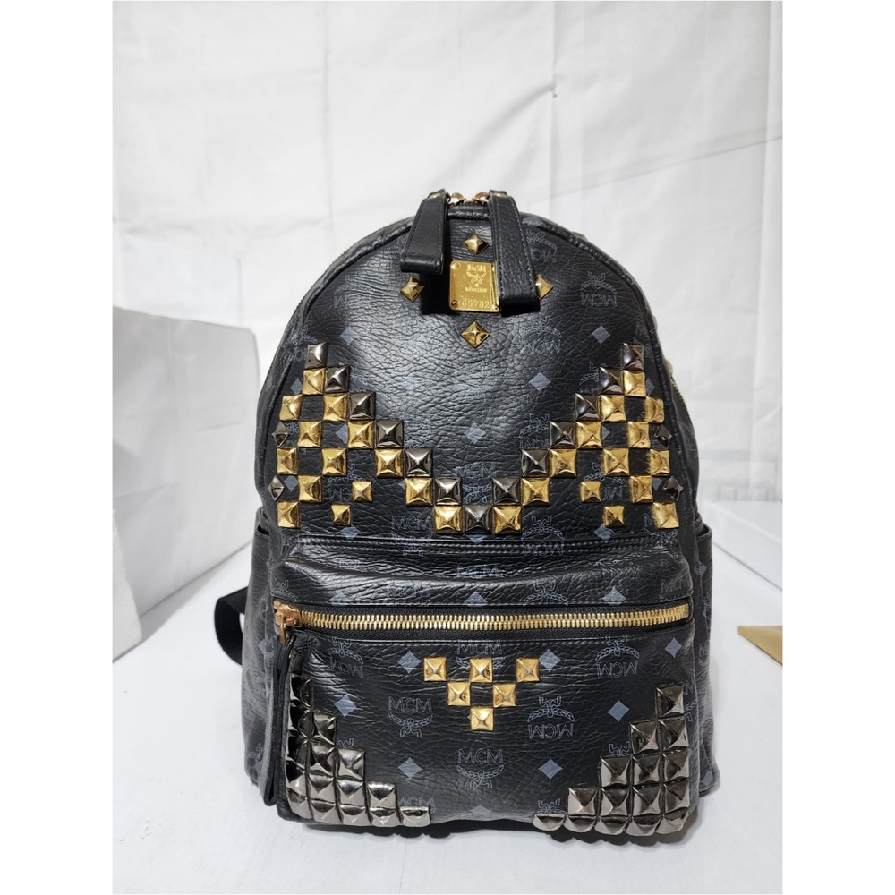 MCM Visetos Studded Large Stark M Backpack Black